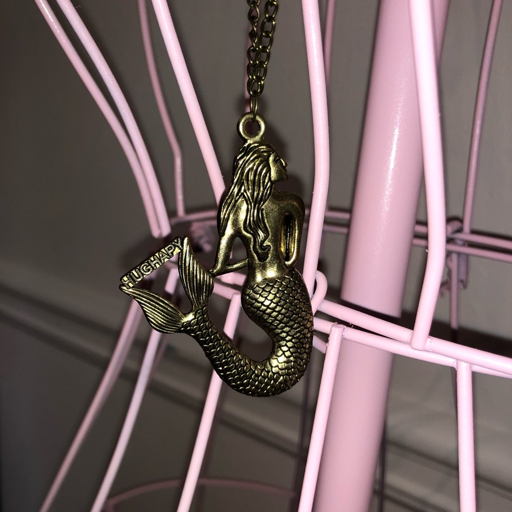 Gold mermaid necklace